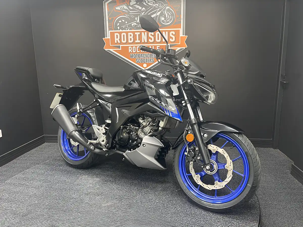 Used 2024 Suzuki GSX-S125 RLXM3 Black - Interior and Exterior details 8