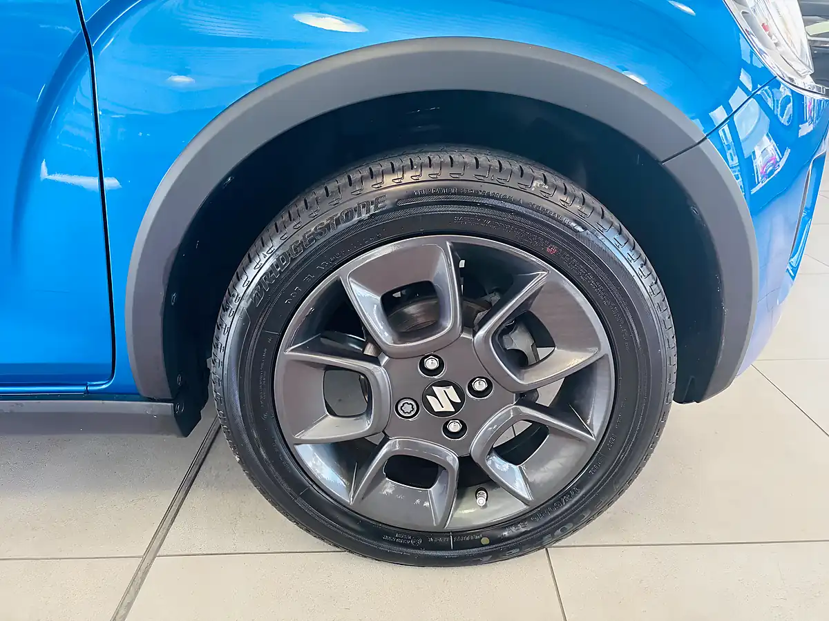 Used 2024 Suzuki Ignis Sz-T Blue - Interior and Exterior details 10