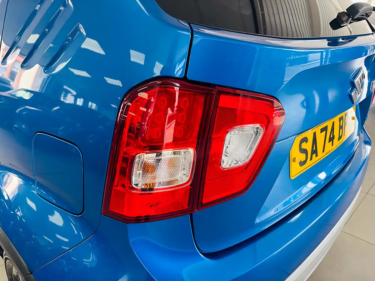 Used 2024 Suzuki Ignis Sz-T Blue - Interior and Exterior details 12