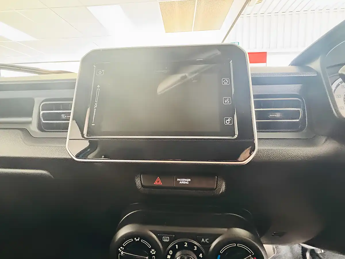 Used 2024 Suzuki Ignis Sz-T Blue - Interior and Exterior details 20