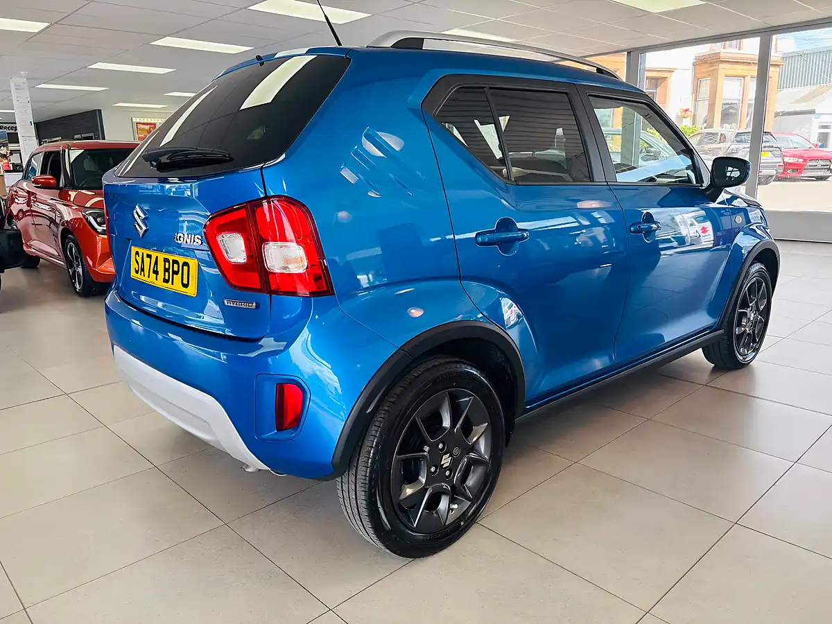 Used 2024 Suzuki Ignis Sz-T Blue - Interior and Exterior details 9