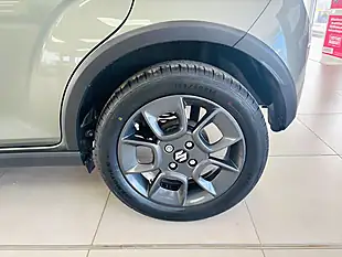 Used 2024 Suzuki Ignis SZ5 Green - Interior and Exterior details 15