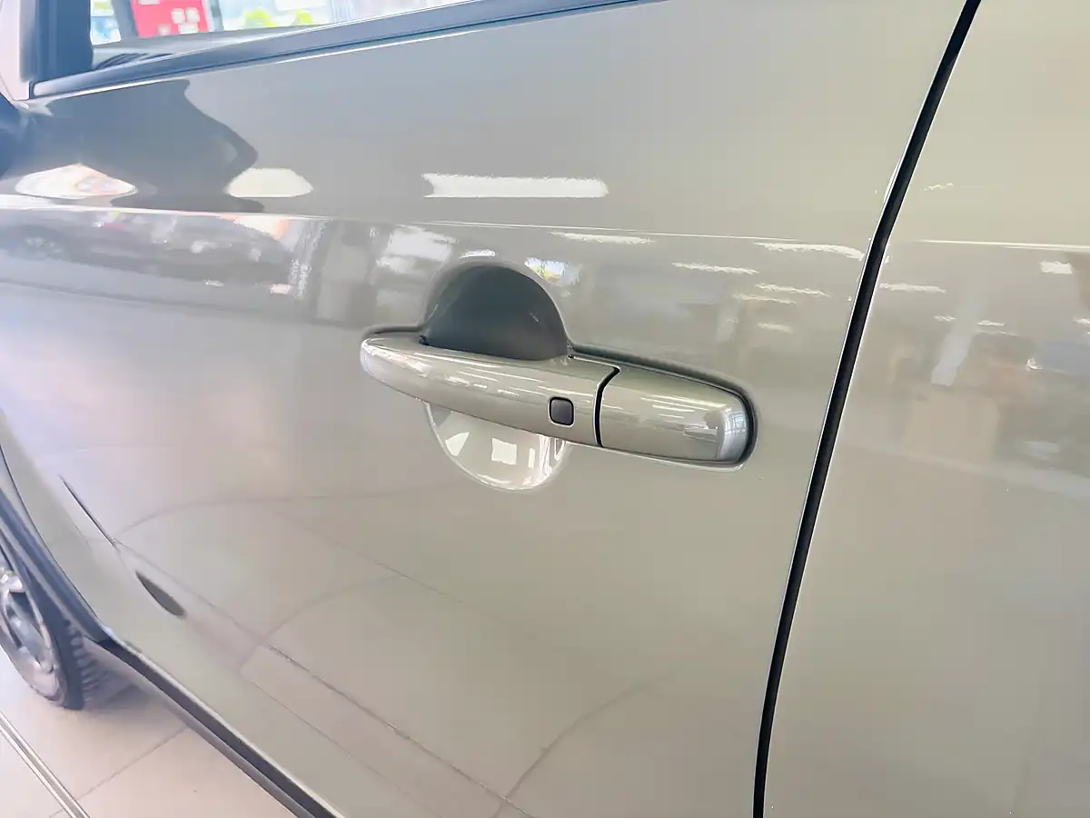 Used 2024 Suzuki Ignis SZ5 Green - Interior and Exterior details 16