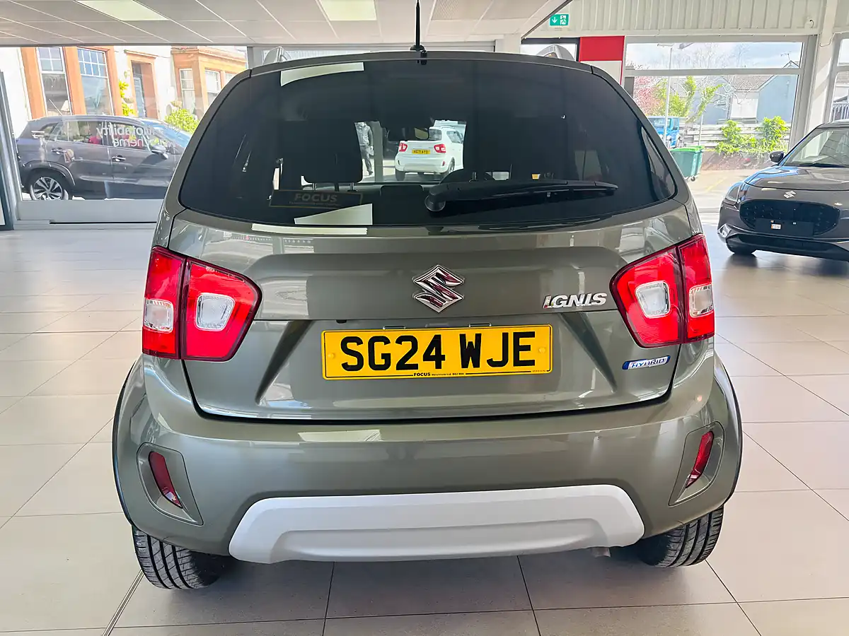 Used 2024 Suzuki Ignis SZ5 Green - Interior and Exterior details 6