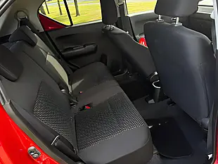 Used 2024 Suzuki Ignis SZ5 Red - Interior and Exterior details 11