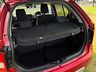 Used 2024 Suzuki Ignis SZ5 Red - Interior and Exterior details 12