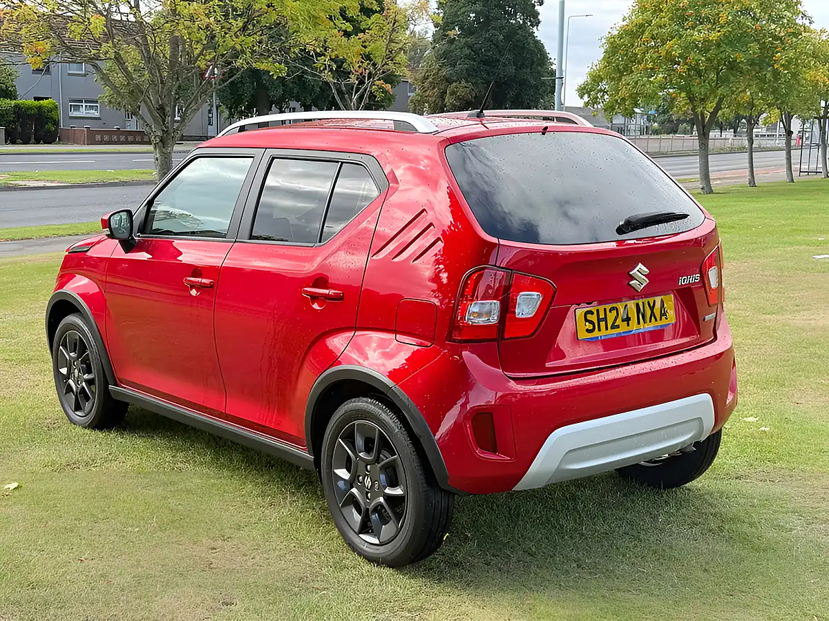 Used 2024 Suzuki Ignis SZ5 Red - Interior and Exterior details 4