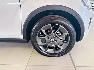 Used 2024 Suzuki Ignis SZ5 White - Interior and Exterior details 11