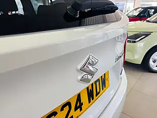 Used 2024 Suzuki Ignis SZ5 White - Interior and Exterior details 20