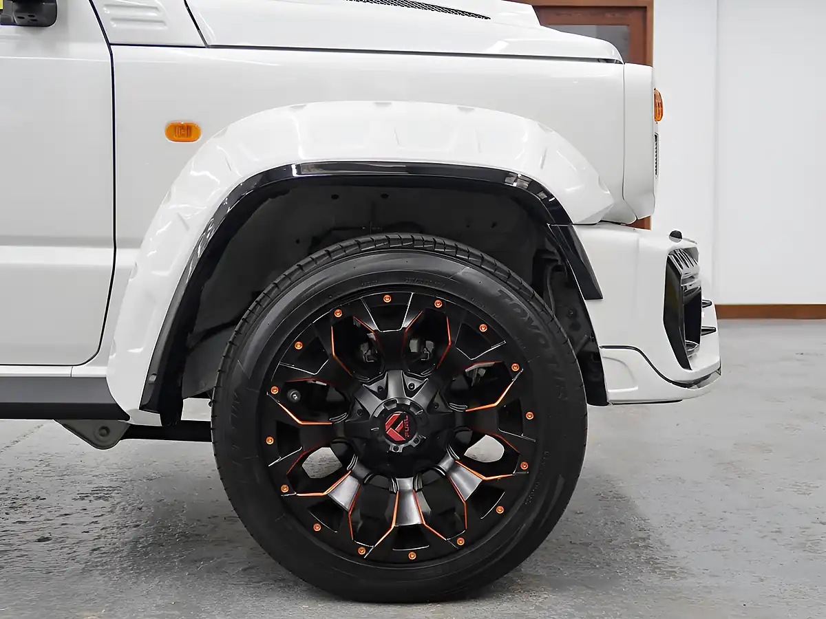 Used 2024 Suzuki Jimny Sierra White - Interior and Exterior details 20