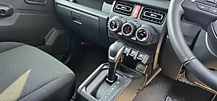 Used 2024 Suzuki Jimny SZ5 Green - Interior and Exterior details 10