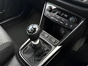 Used 2024 Suzuki S-Cross Motion Black - Interior and Exterior details 17