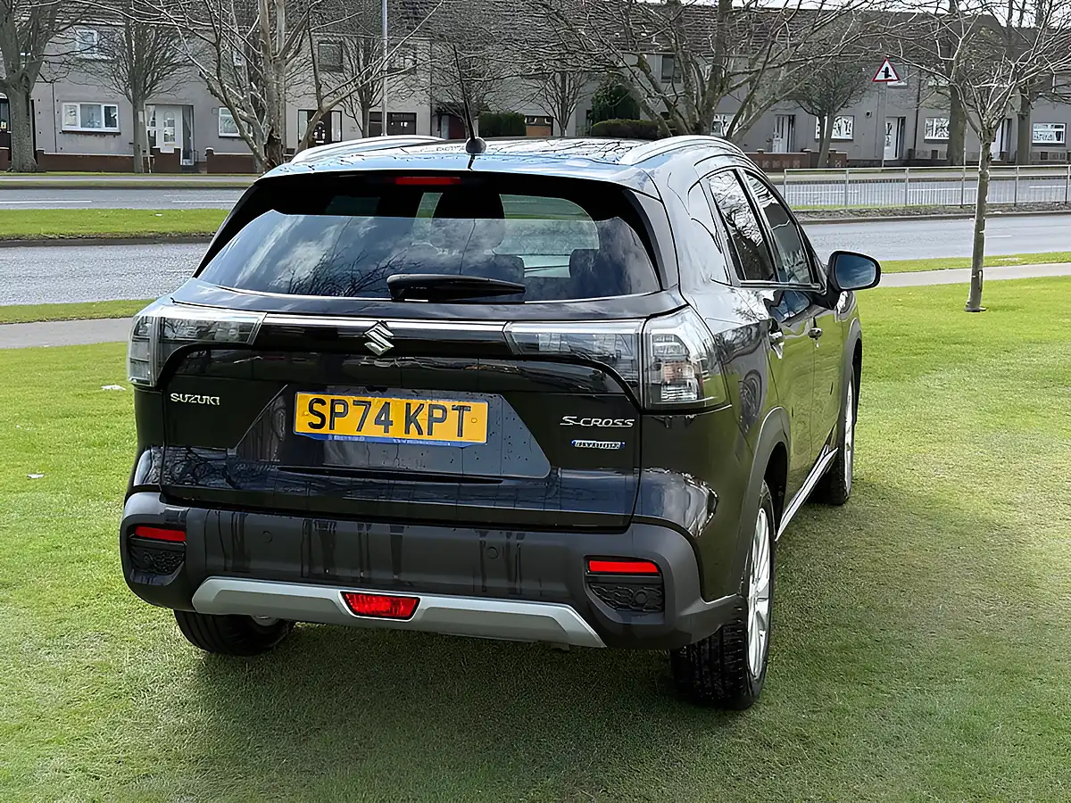Used 2024 Suzuki S-Cross Motion Black - Interior and Exterior details 6