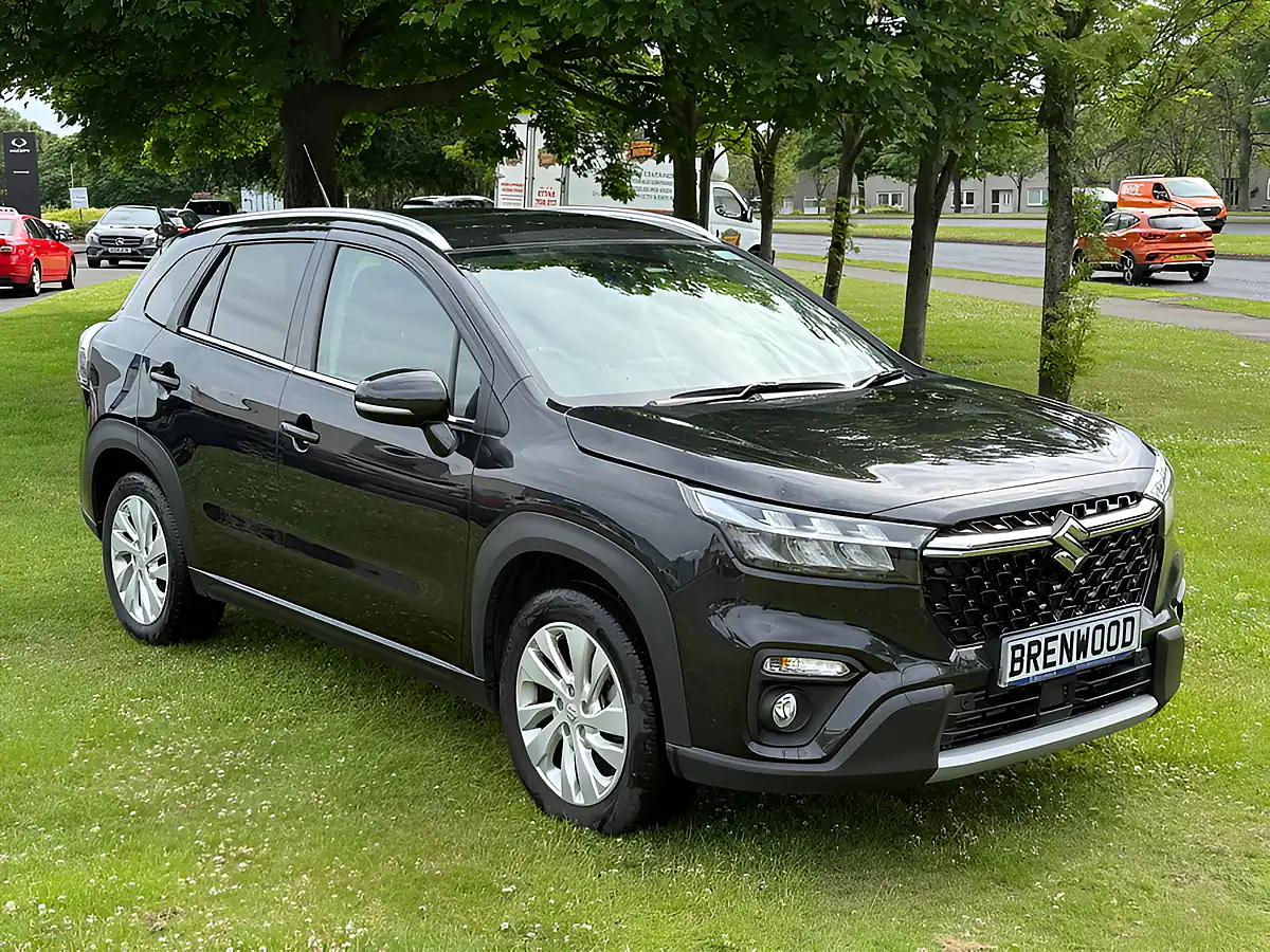 Used 2024 Suzuki S-Cross Motion Black - Front View