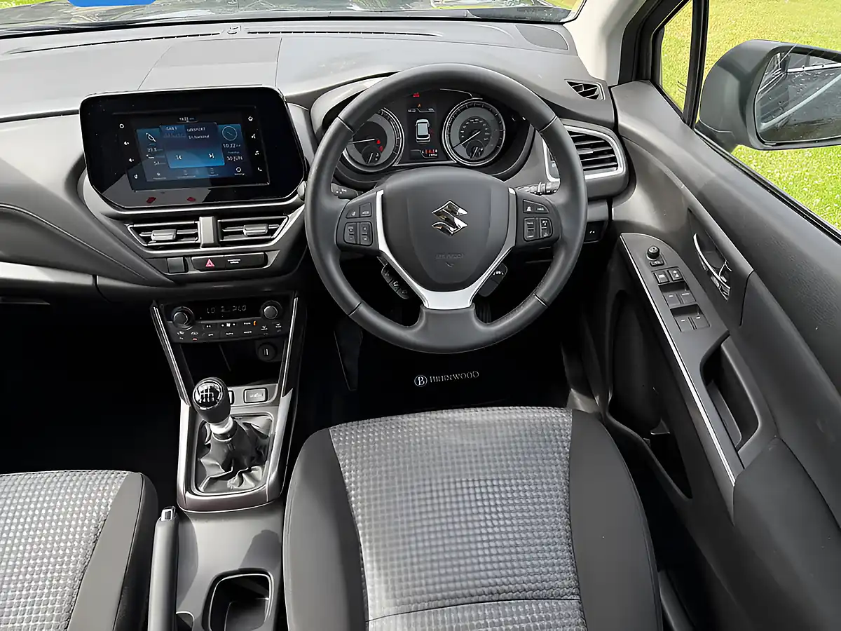 Used 2024 Suzuki S-Cross Motion Black - Interior and Exterior details 10