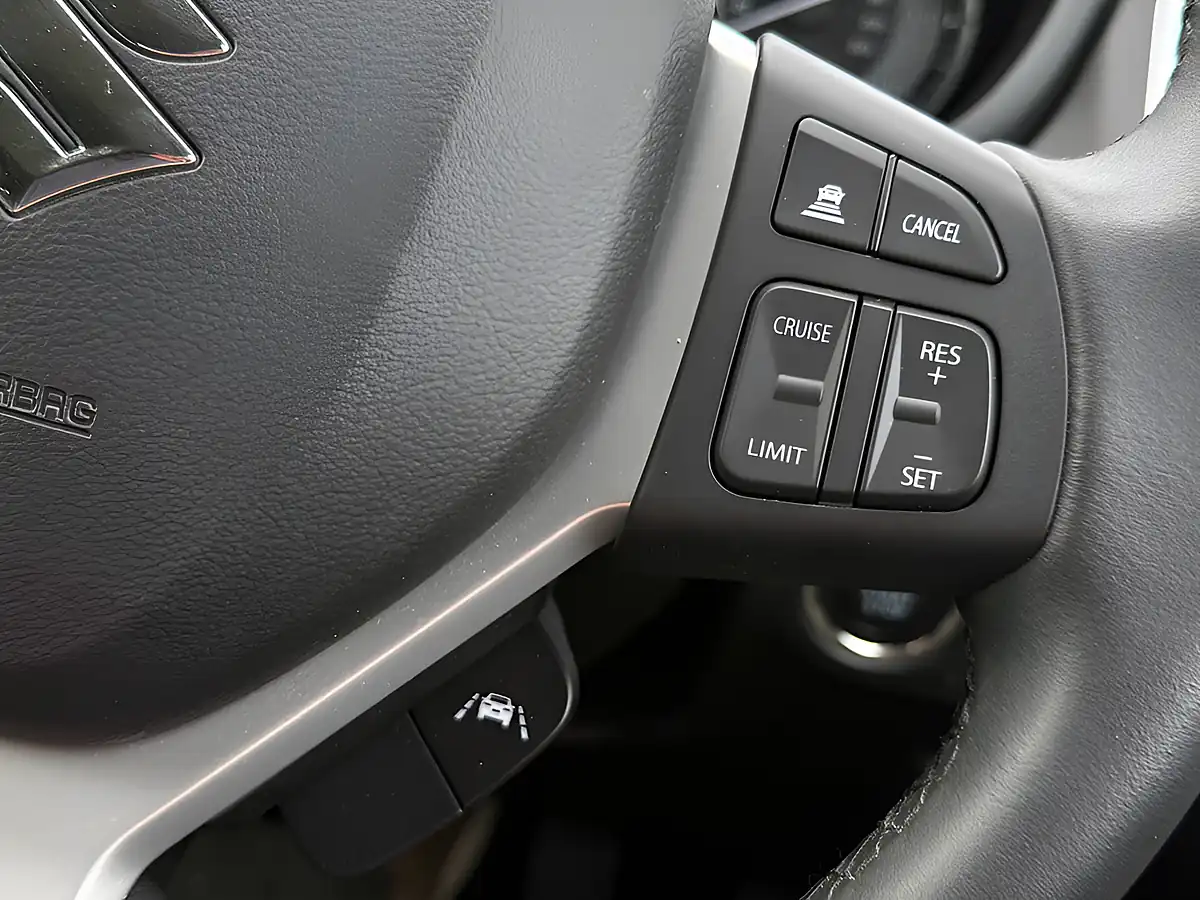Used 2024 Suzuki S-Cross Motion Black - Interior and Exterior details 16