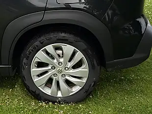 Used 2024 Suzuki S-Cross Motion Black - Interior and Exterior details 9