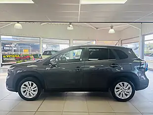 Used 2024 Suzuki S-Cross Motion Grey - Interior and Exterior details 4