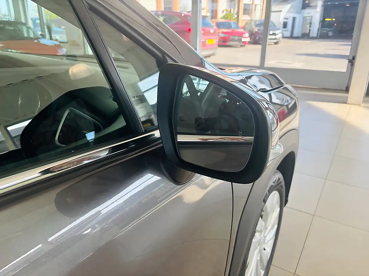 Used 2024 Suzuki S-Cross Motion Grey - Interior and Exterior details 8