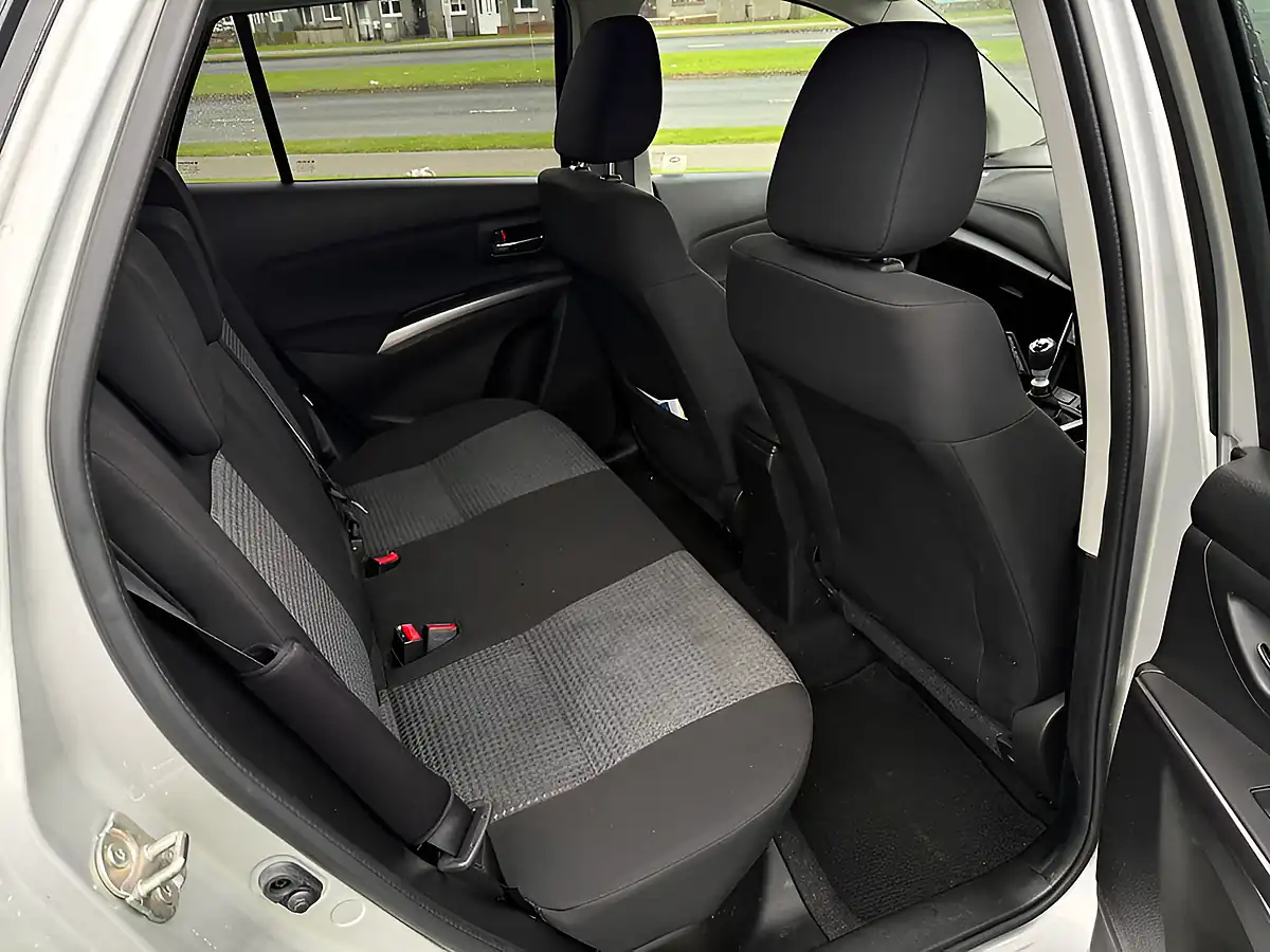 Used 2024 Suzuki S-Cross Motion Silver - Interior and Exterior details 14