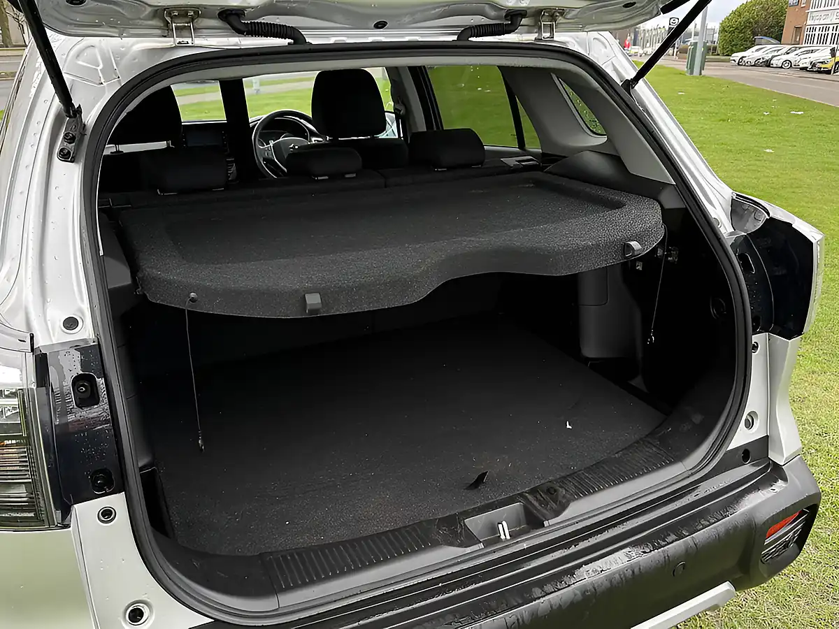 Used 2024 Suzuki S-Cross Motion Silver - Interior and Exterior details 15