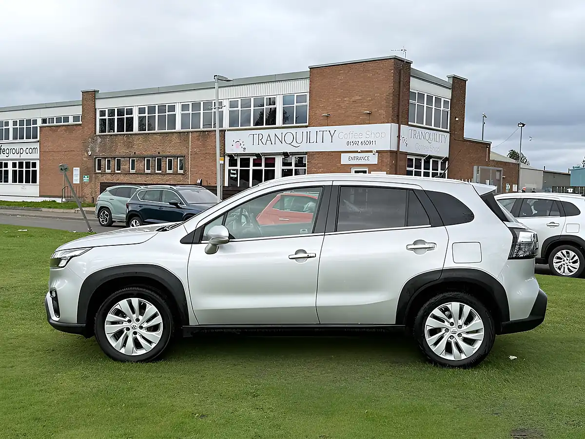 Used 2024 Suzuki S-Cross Motion Silver - Interior and Exterior details 5