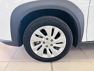 Used 2024 Suzuki S-Cross Motion White - Interior and Exterior details 17