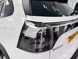Used 2024 Suzuki S-Cross Motion White - Interior and Exterior details 19