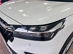Used 2024 Suzuki S-Cross Motion White - Interior and Exterior details 14