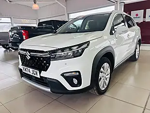 Used 2024 Suzuki S-Cross Motion White - Interior and Exterior details 5
