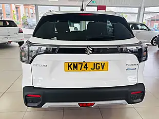 Used 2024 Suzuki S-Cross Motion White - Interior and Exterior details 8