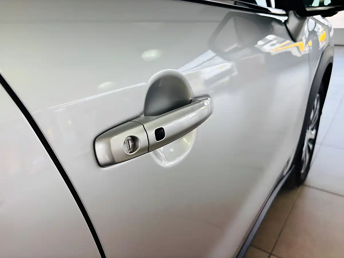 Used 2024 Suzuki S-Cross Ultra Allgrip Silver - Interior and Exterior details 12
