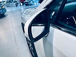 Used 2024 Suzuki S-Cross Ultra Allgrip White - Interior and Exterior details 13