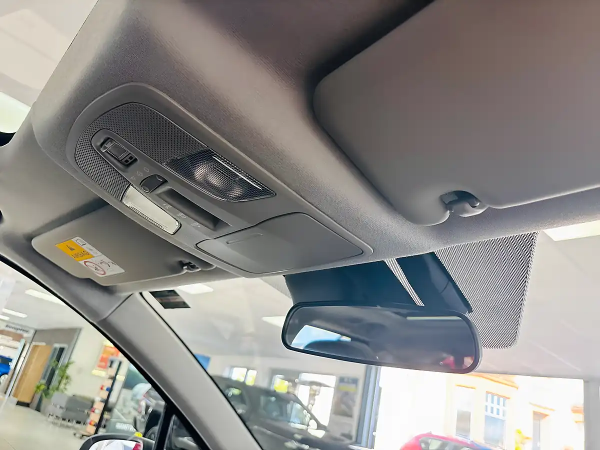 Used 2024 Suzuki S-Cross Ultra Allgrip White - Interior and Exterior details 19