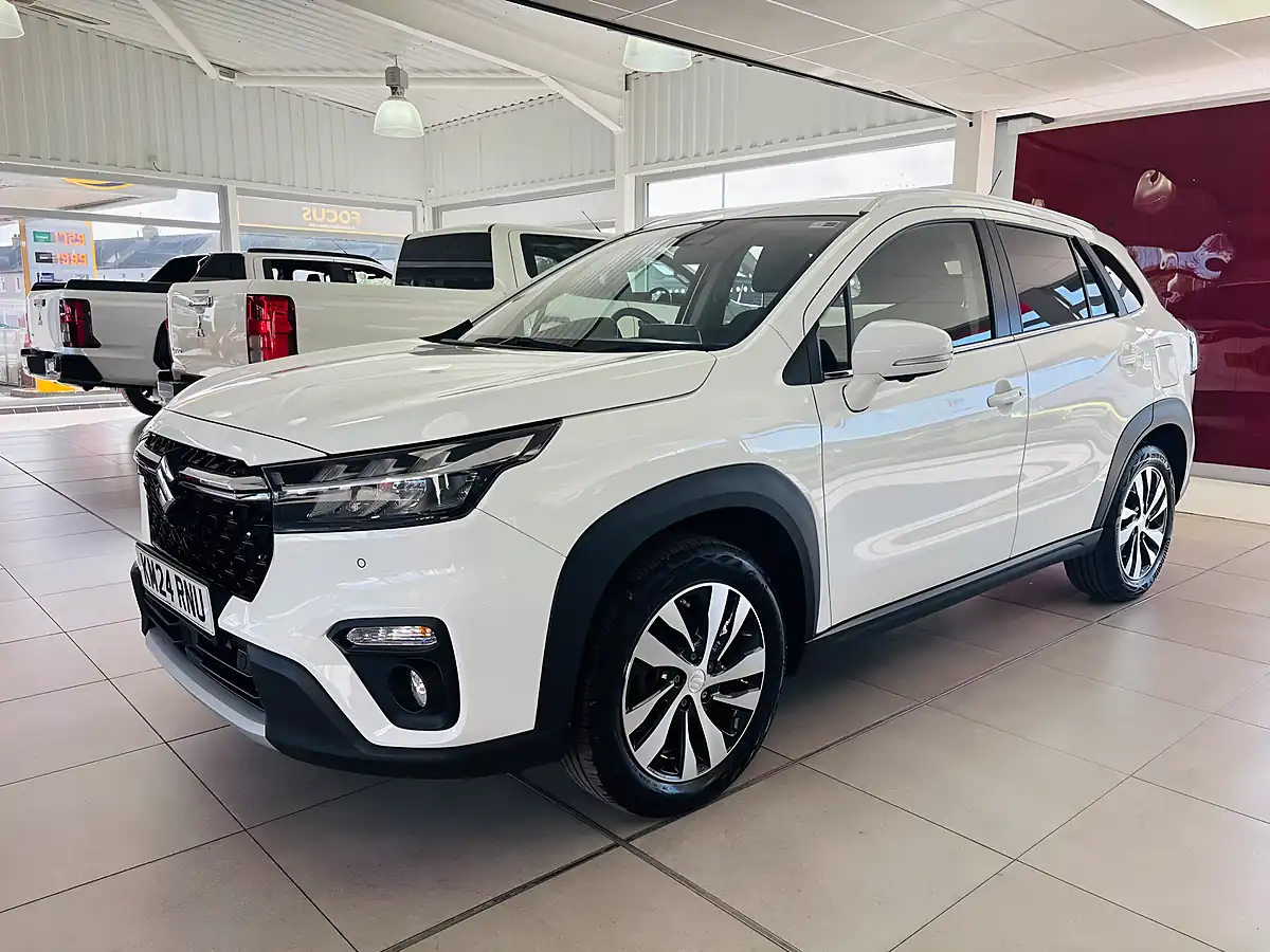 Used 2024 Suzuki S-Cross Ultra Allgrip White - Interior and Exterior details 3