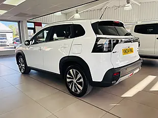 Used 2024 Suzuki S-Cross Ultra Allgrip White - Interior and Exterior details 4