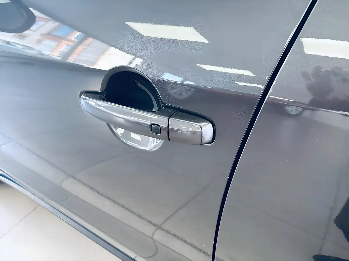 Used 2024 Suzuki S-Cross Ultra Grey - Interior and Exterior details 17