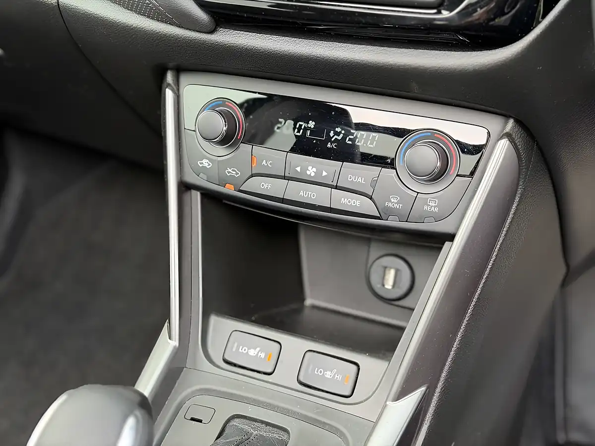 Used 2024 Suzuki S-Cross Ultra Grey - Interior and Exterior details 12