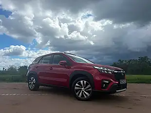 Used 2024 Suzuki S-Cross Ultra Red - Interior and Exterior details 10