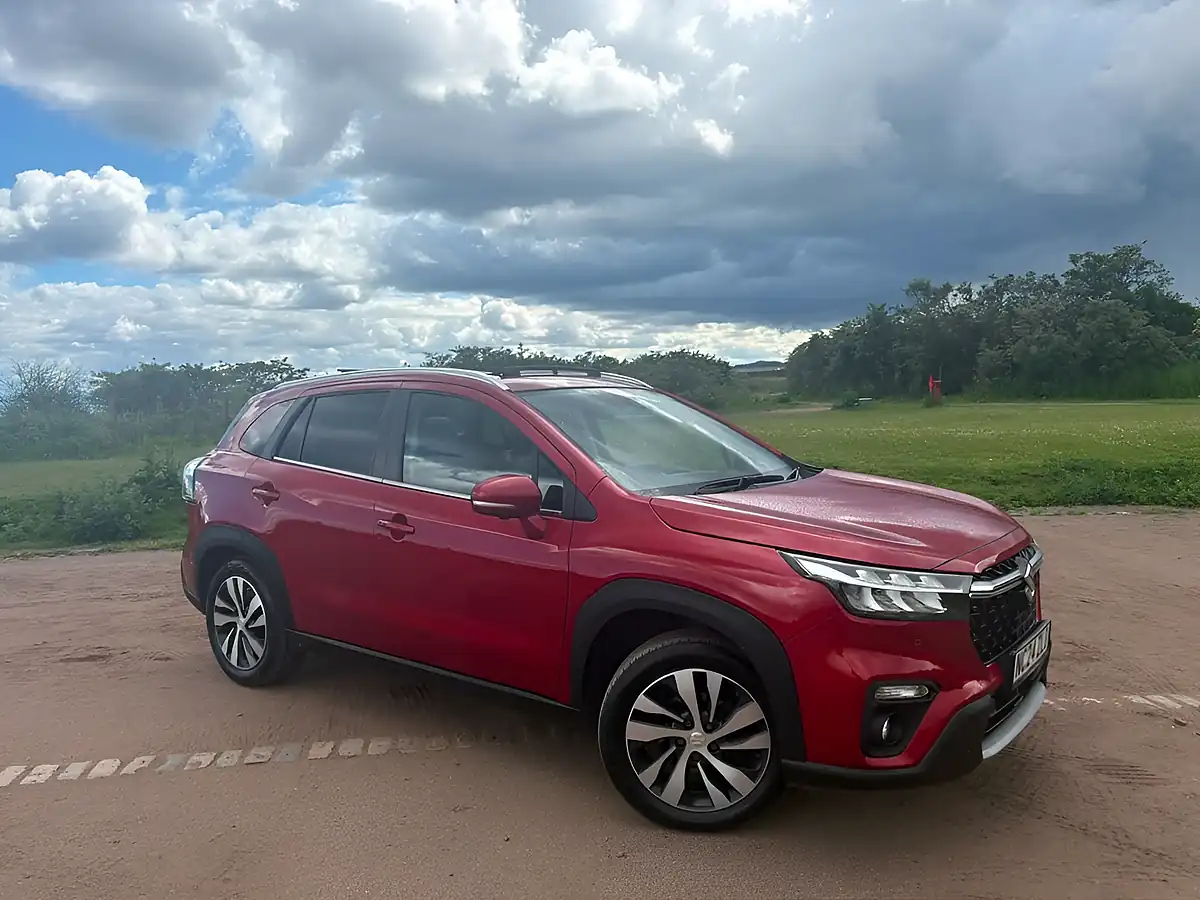 Used 2024 Suzuki S-Cross Ultra Red - Interior and Exterior details 12