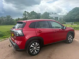 Used 2024 Suzuki S-Cross Ultra Red - Interior and Exterior details 20