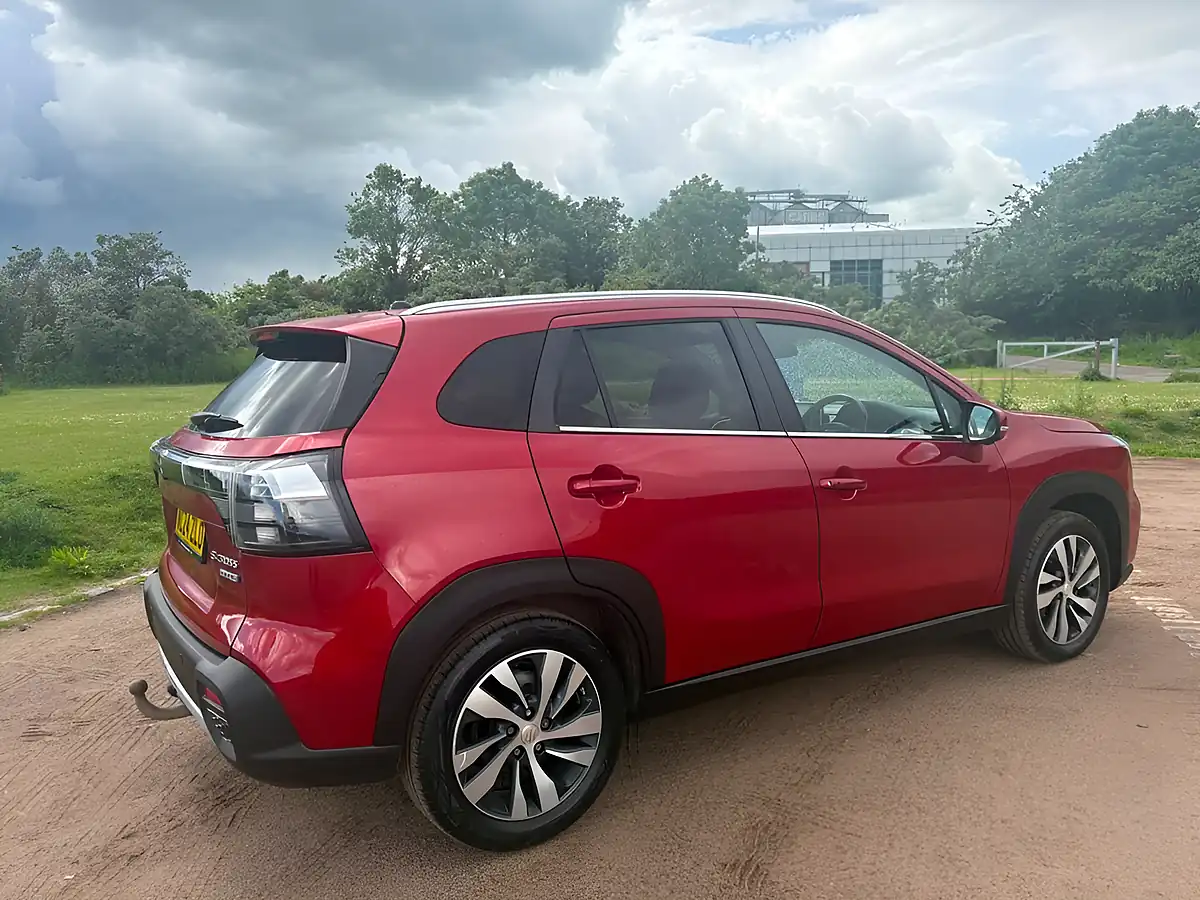 Used 2024 Suzuki S-Cross Ultra Red - Interior and Exterior details 20