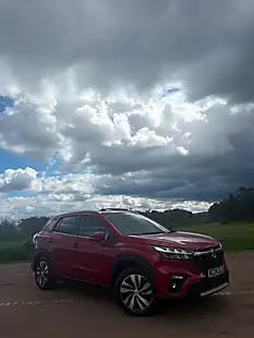 Used 2024 Suzuki S-Cross Ultra Red - Interior and Exterior details 9