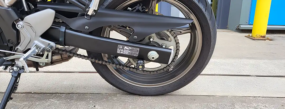 Used 2024 Suzuki Sv 650 - Interior and Exterior details 8