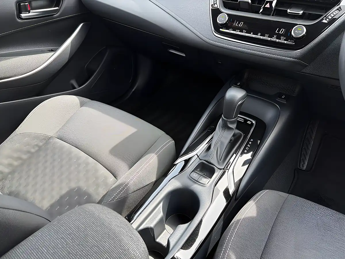 Used 2024 Suzuki Swace Motion Bronze - Interior and Exterior details 13