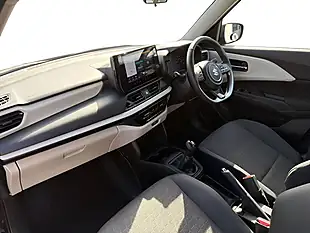 Used 2024 Suzuki Swift Motion Black - Interior and Exterior details 12