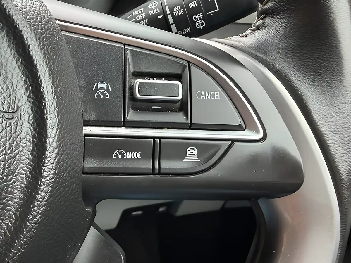 Used 2024 Suzuki Swift Motion Blue - Interior and Exterior details 14