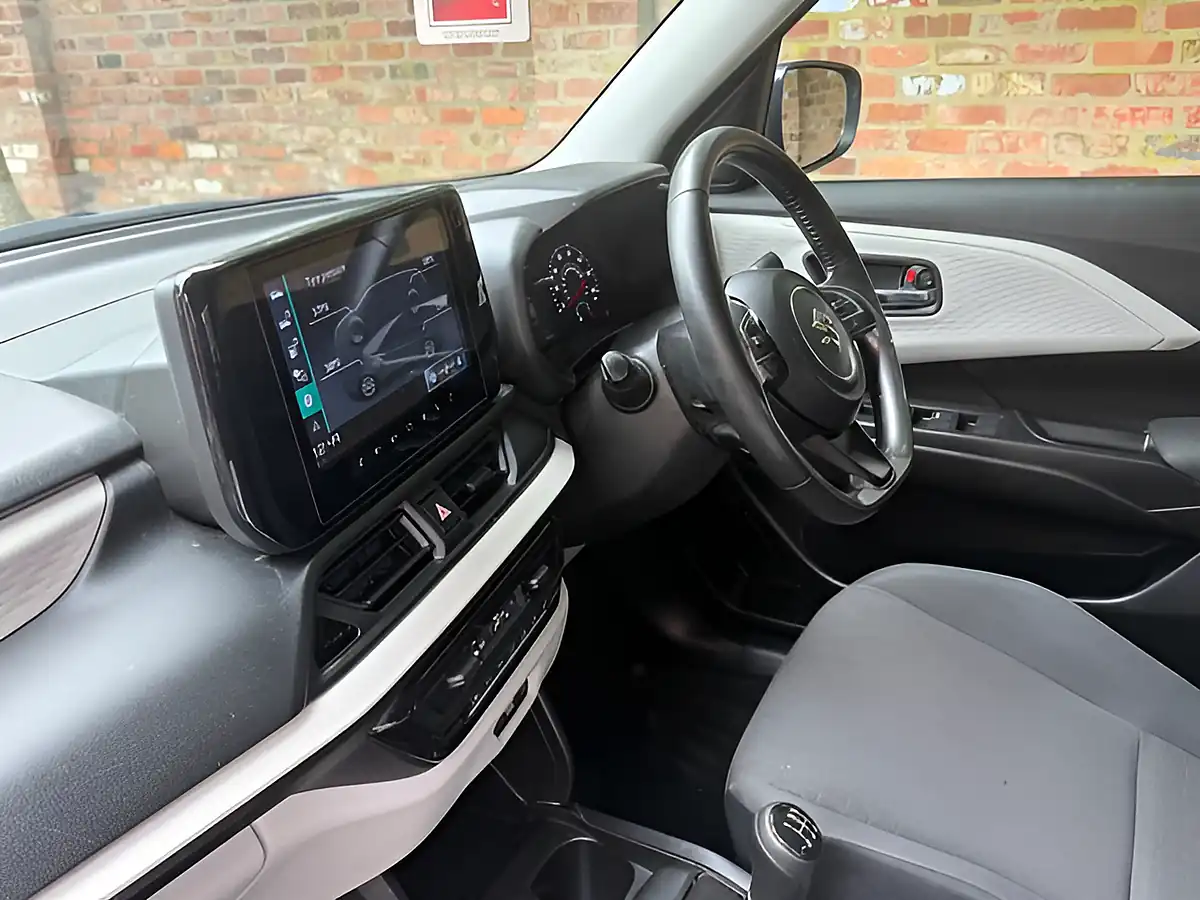 Used 2024 Suzuki Swift Motion Blue - Interior and Exterior details 15