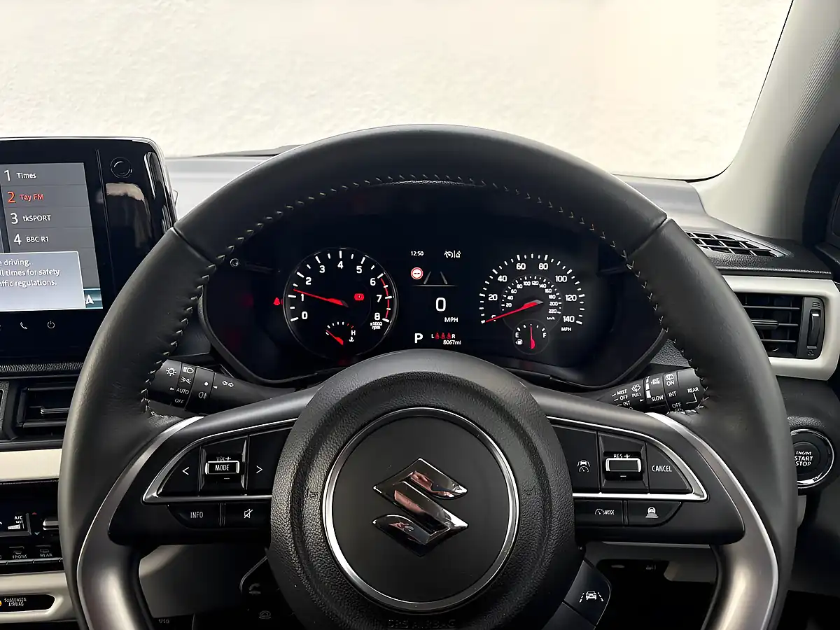 Used 2024 Suzuki Swift Motion Blue - Interior and Exterior details 19