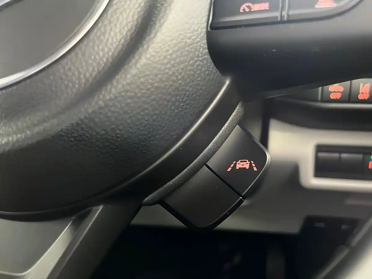 Used 2024 Suzuki Swift Motion Euro 6 (s/S) 5dr Red - Interior and Exterior details 12